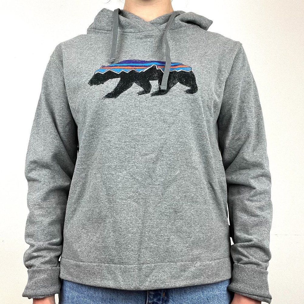 NEW Patagonia Women’s Fitz Roy Bear Uprisal Hoodie - Women’s S